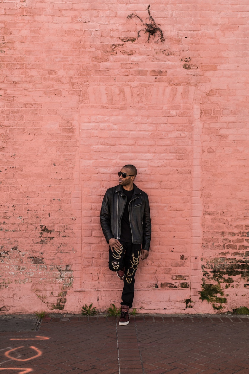 Trombone Shorty & Orleans Avenue Seated a Sofar artist service